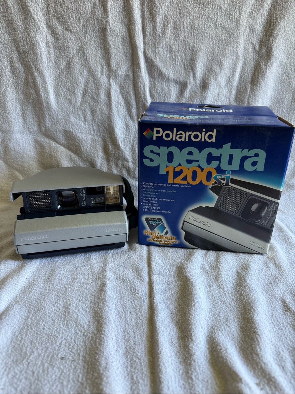 Vintage Polaroid Spectra 1200Si Instant Camera with Box and Manual